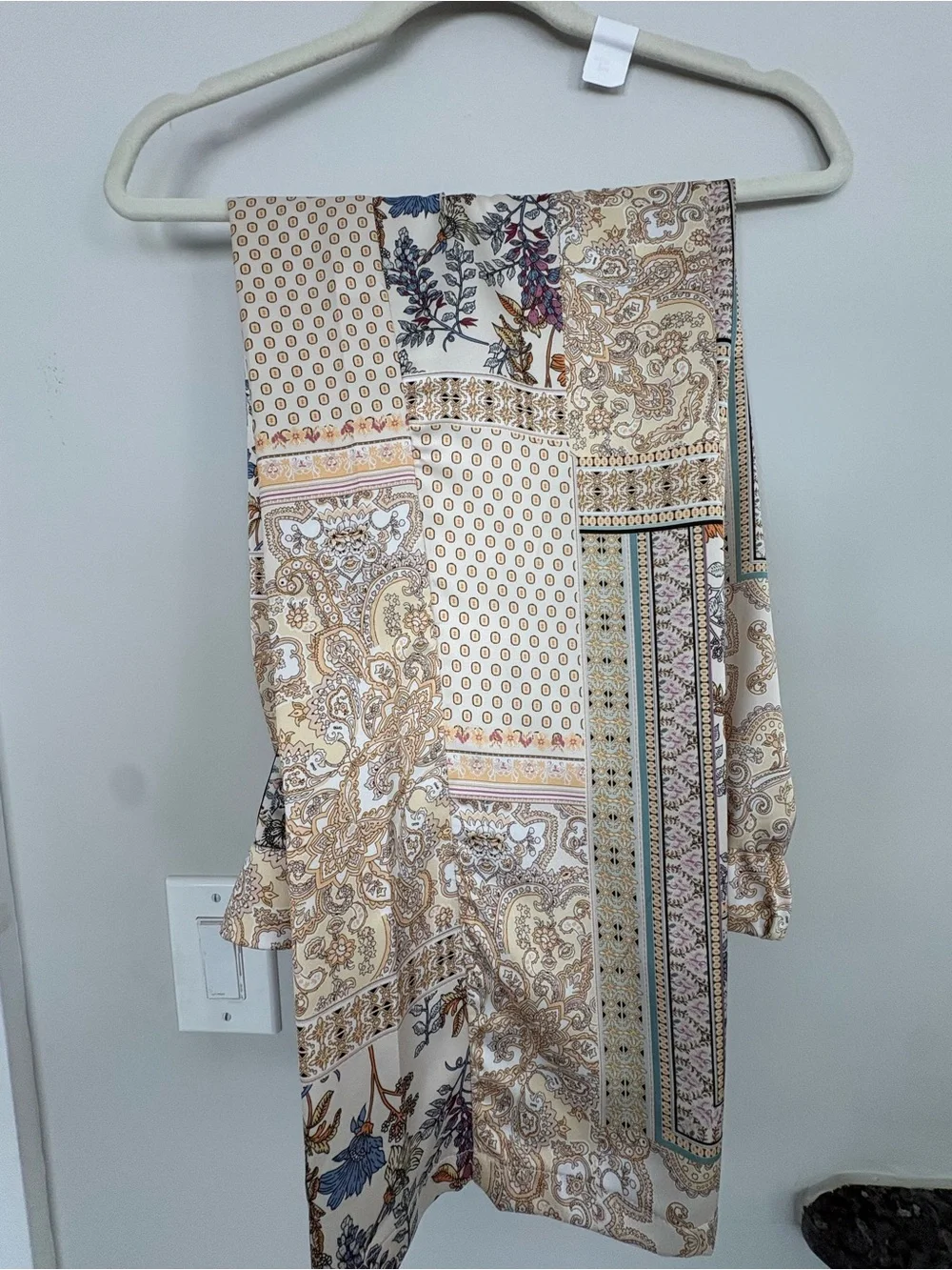 Rachel Zoe soft cream